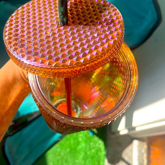 Starbucks Gold 50 Year Anniversary Limited Edition Cold Cup - Picture 4 of 6